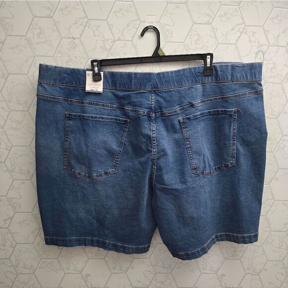 Nwt Terra & Sky Women's Plus Size Pull On Bermuda Shorts, 9" Inseam, 4X 28-30W - Picture 6 of 9